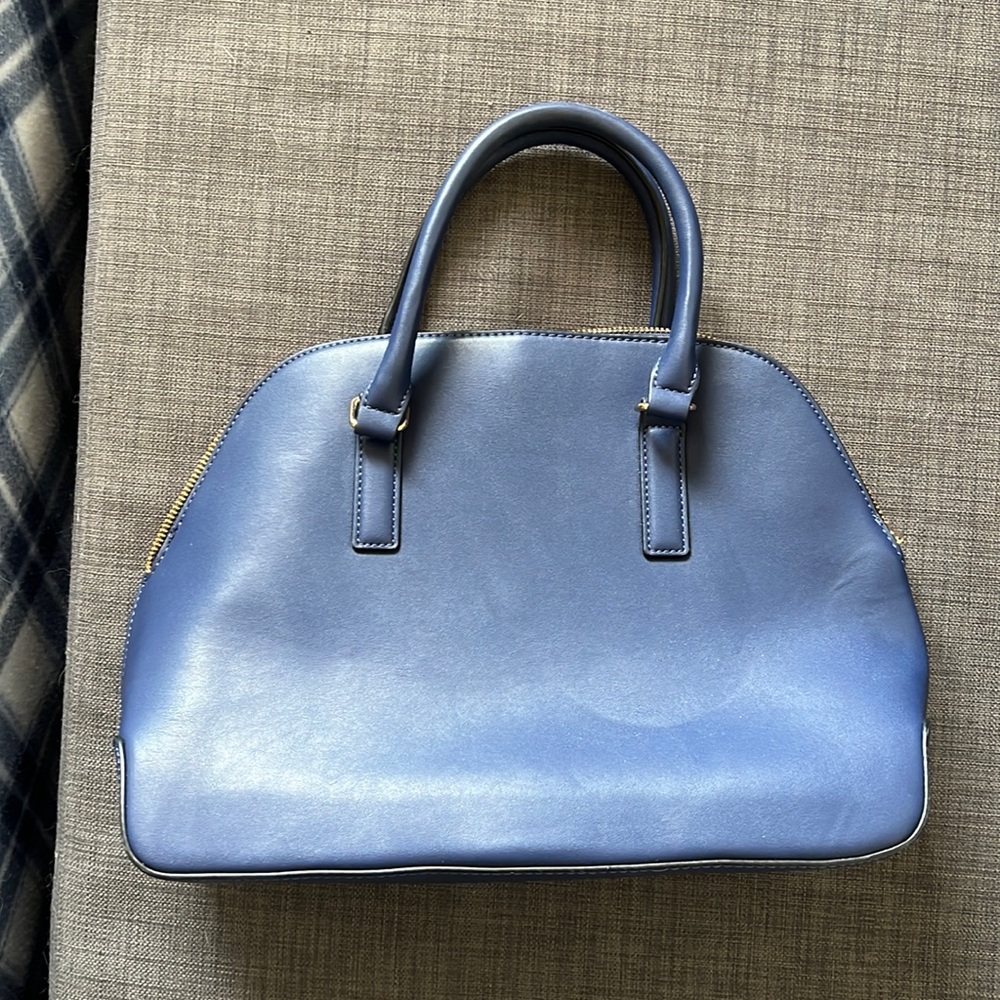 Blue handbag 💙